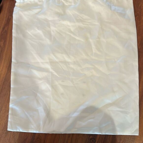 Gucci silky dust bag cream medium - Picture 3 of 3